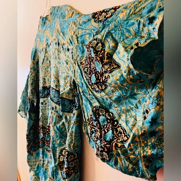Sample Spell and the Gypsy Aloha Fox Kimono Turquoise OS - Picture 9 of 10